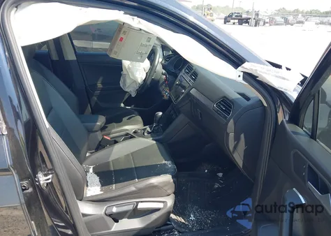 2020 Volkswagen Tiguan 2.0T Se/2.0T Se R-Line Black/2.0T Sel z USA, uszkodzony, nr VIN 3VV2B7AX4LM080042